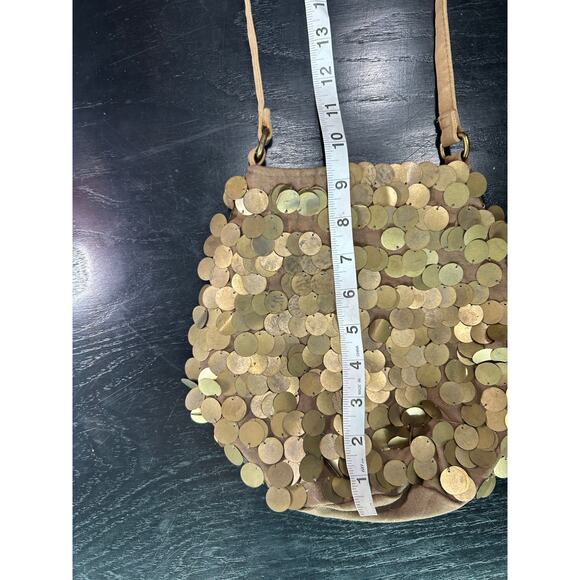 y2k- Metal Bronze Fish Scale Crossbody Bucket Bag- metallic some wear overall - Picture 2 of 8